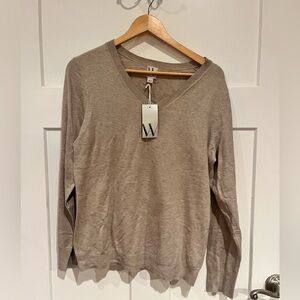 Women's V-Neck Sweater - Beige worthington nwt large